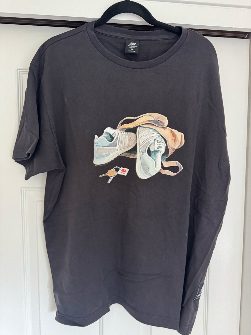 New Balance Sneaker Tee (Dad Shoes) Size XL